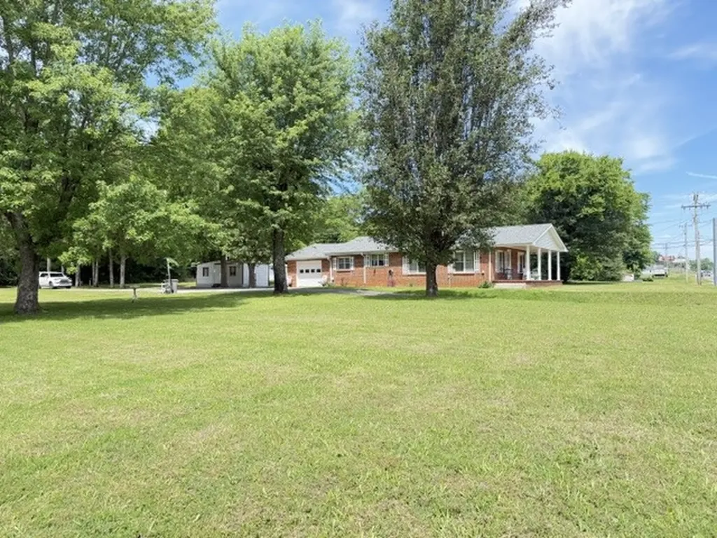 603 N Main Street Estill Springs TN 37330