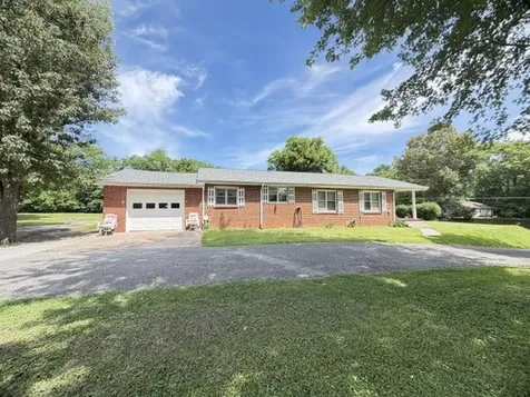 603 N Main Street Estill Springs TN 37330