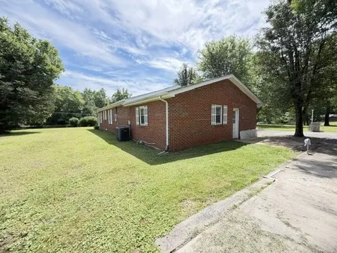 603 N Main Street Estill Springs TN 37330