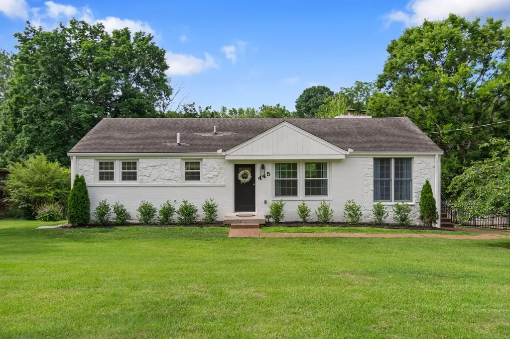 445 Coventry Drive Nashville TN 37211