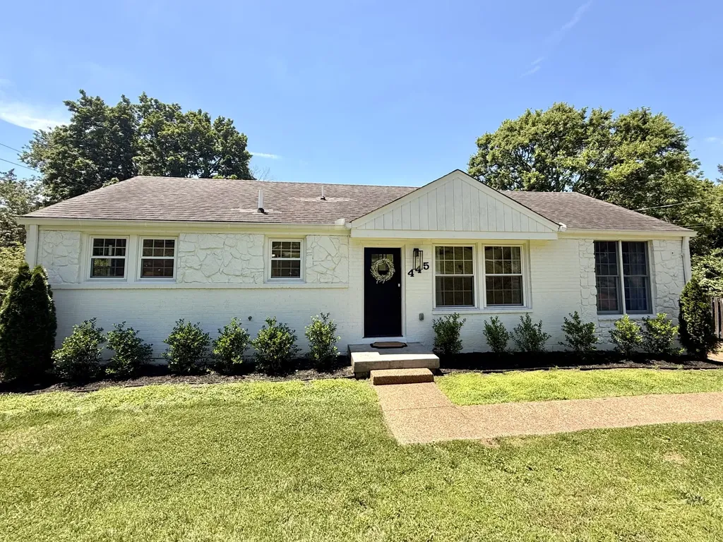 445 Coventry Drive Nashville TN 37211