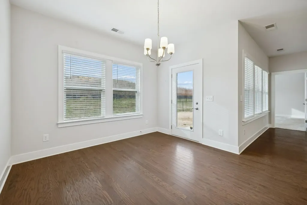 428 Triple Crown Circle Gallatin TN 37066