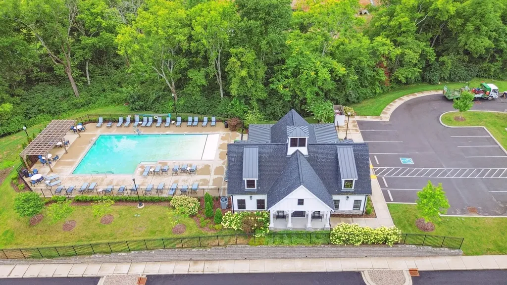 428 Triple Crown Circle Gallatin TN 37066