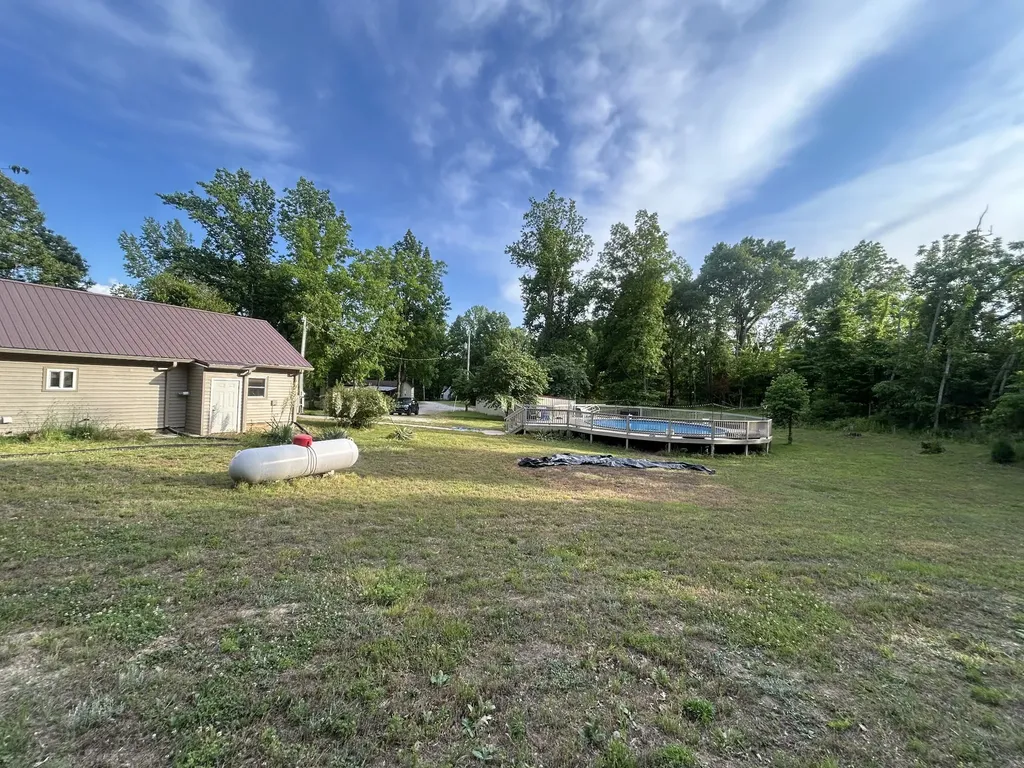 2162 Bethany Road Erin TN 37061