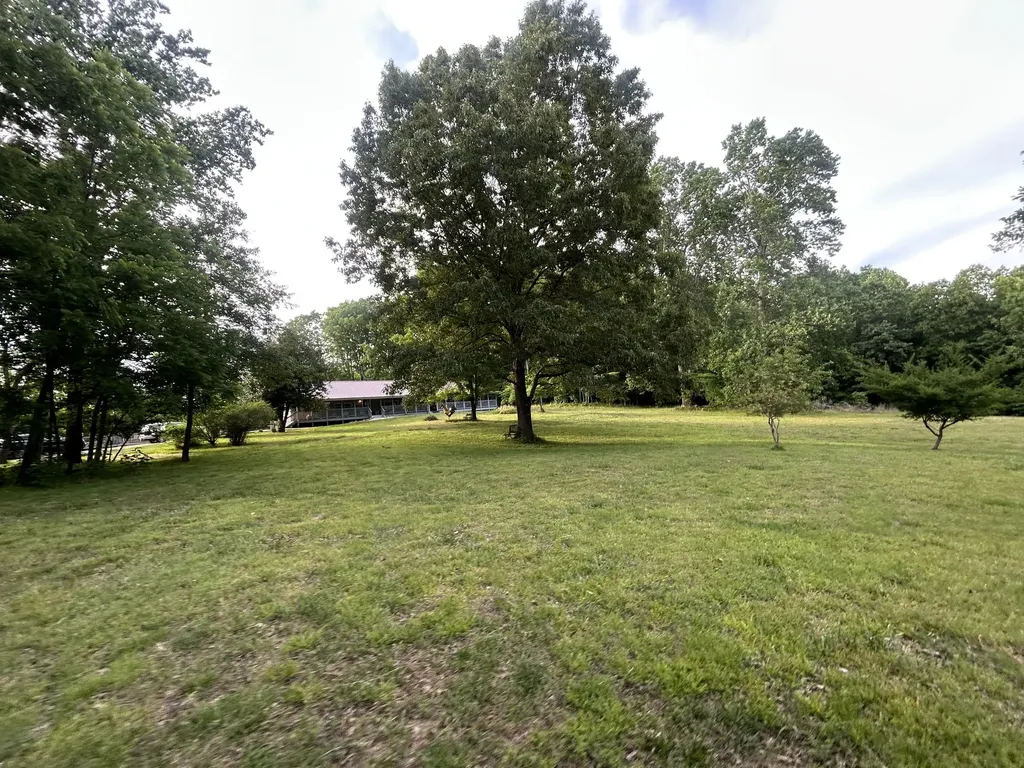 2162 Bethany Road Erin TN 37061