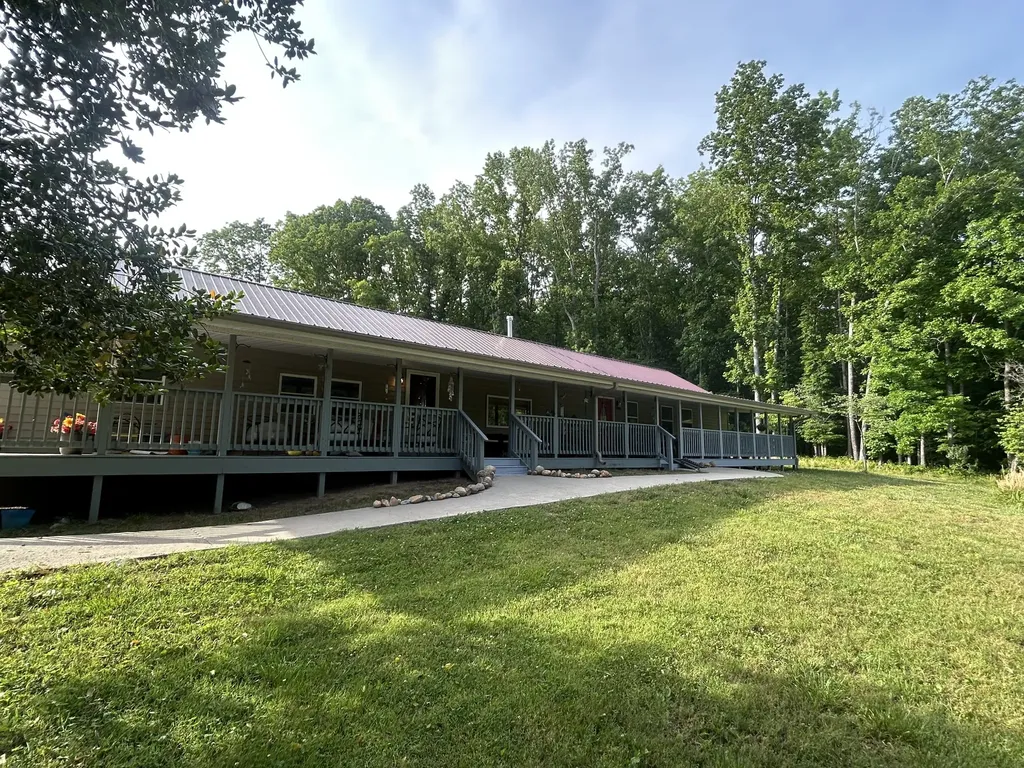 2162 Bethany Road Erin TN 37061