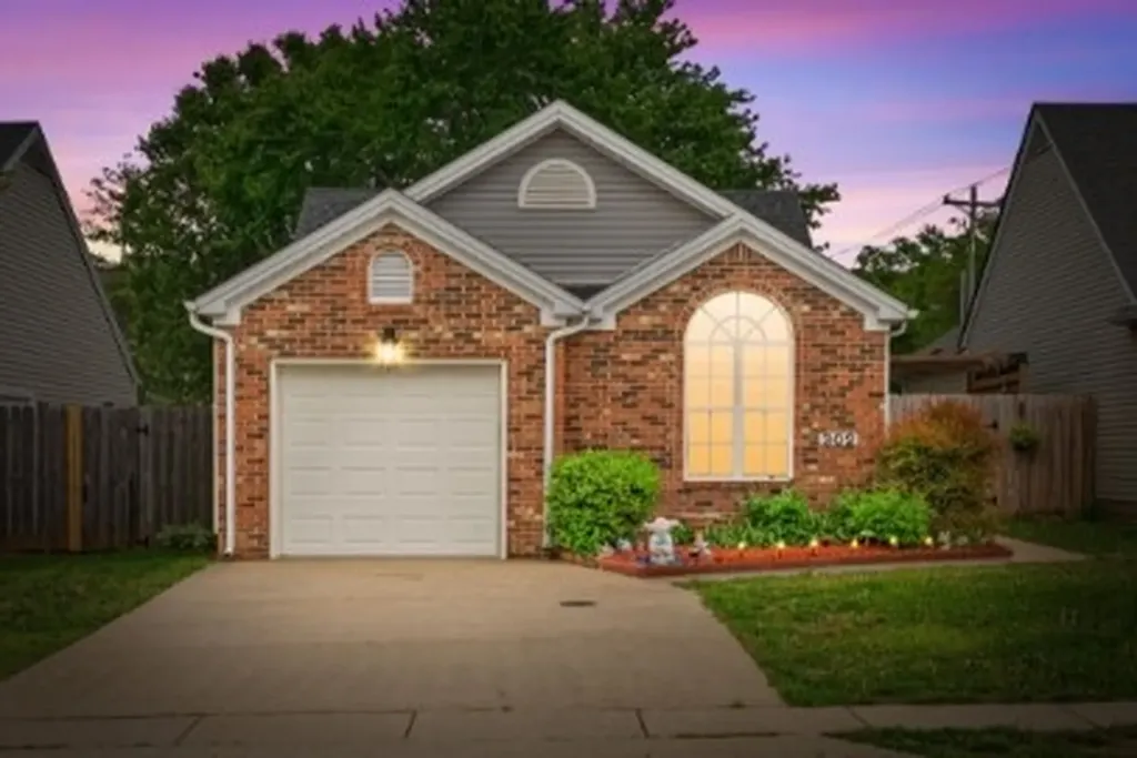 302 Northwind Drive Hopkinsville KY 42240