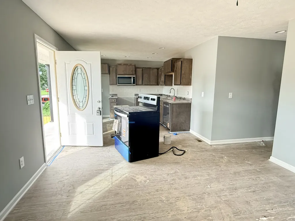305 W Coffee Street Tullahoma TN 37388