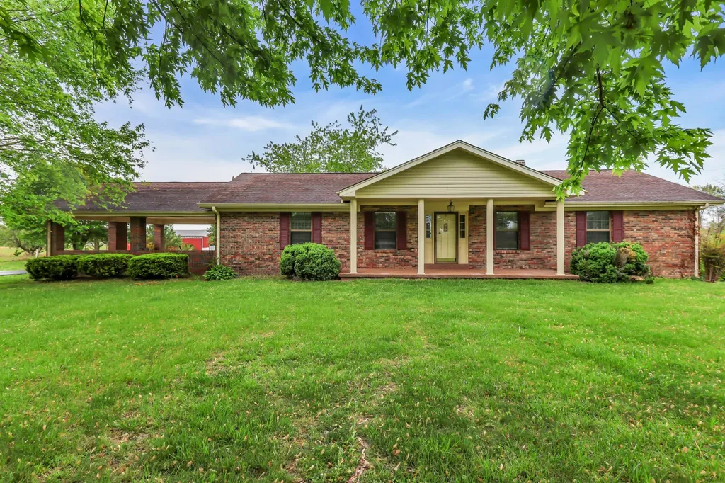 5245 Galen Road Lafayette TN 37083