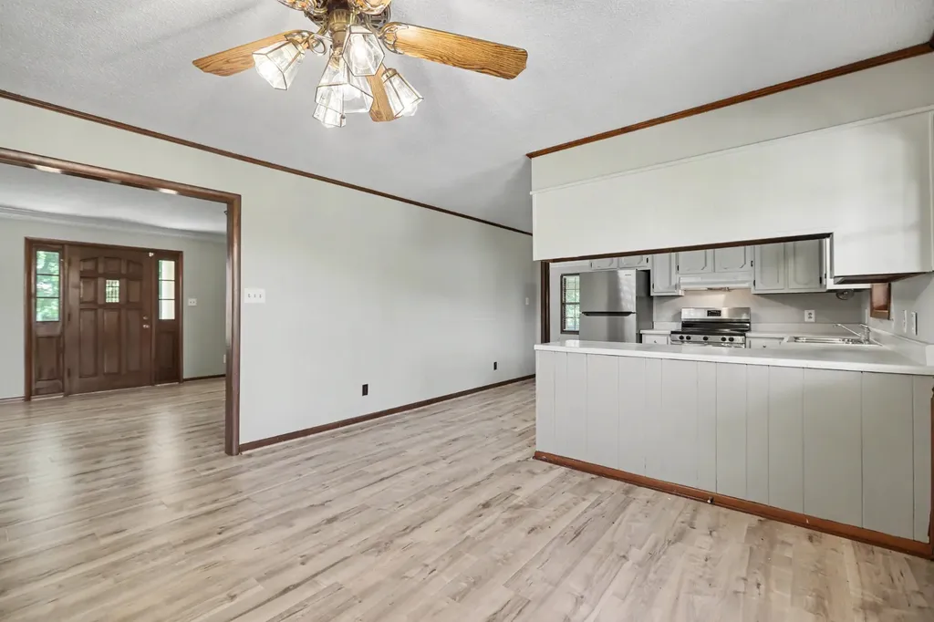 5245 Galen Road Lafayette TN 37083