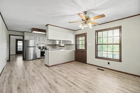 5245 Galen Road Lafayette TN 37083
