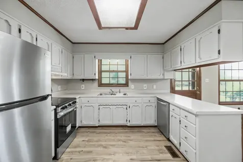 5245 Galen Road Lafayette TN 37083