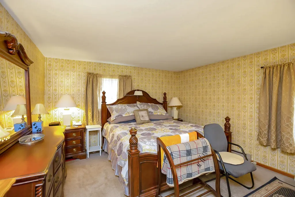 2226 Hwy 25, W Cottontown TN 37048