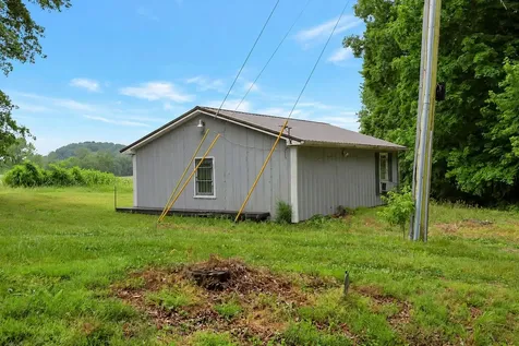 2226 Hwy 25, W Cottontown TN 37048