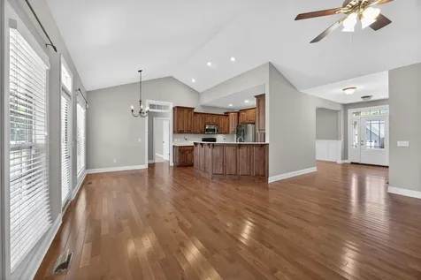 816 Windingbrook Court Cookeville TN 38506