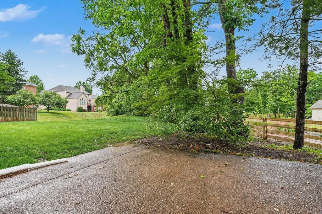 4512 Winfield Drive Nashville TN 37211