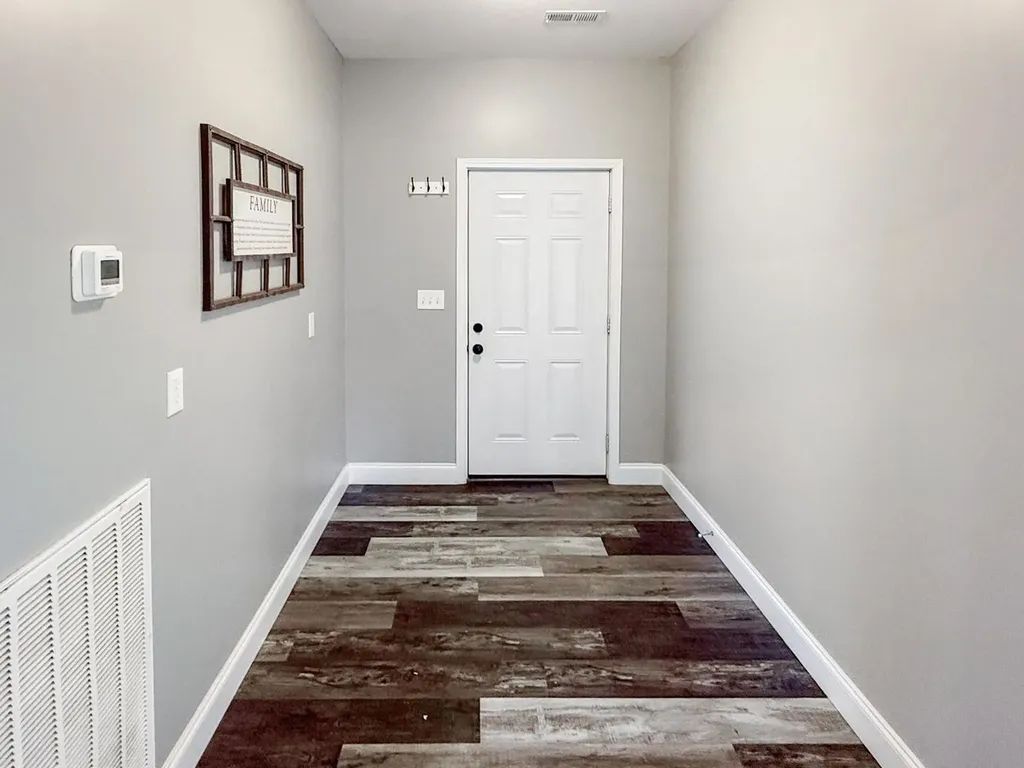 813 Clear Sail Way Dandridge TN 37725