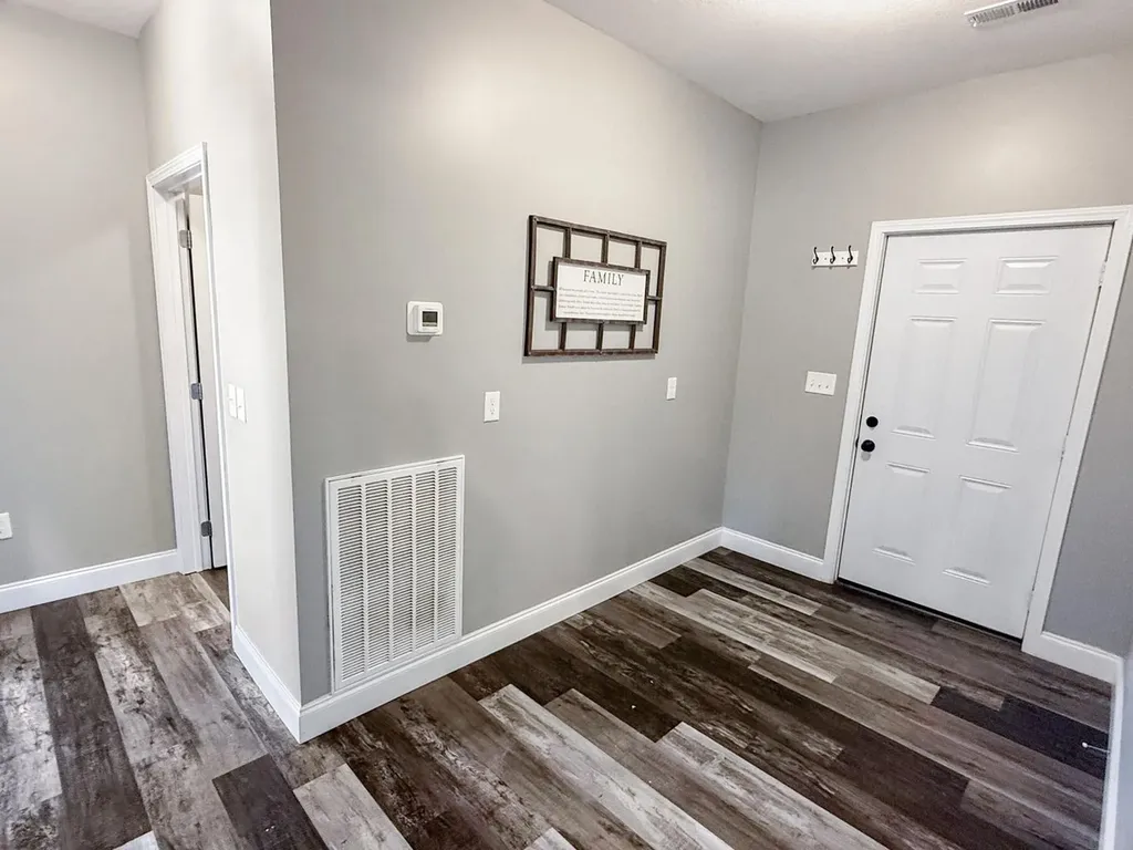 813 Clear Sail Way Dandridge TN 37725