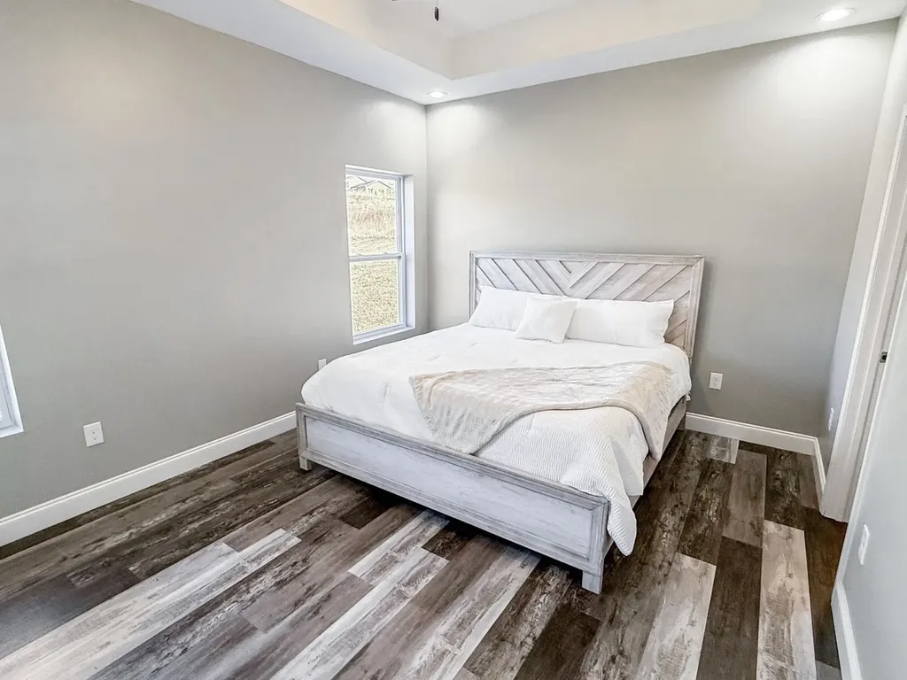 813 Clear Sail Way Dandridge TN 37725