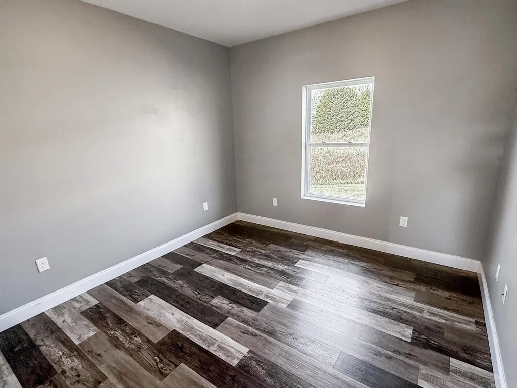 813 Clear Sail Way Dandridge TN 37725