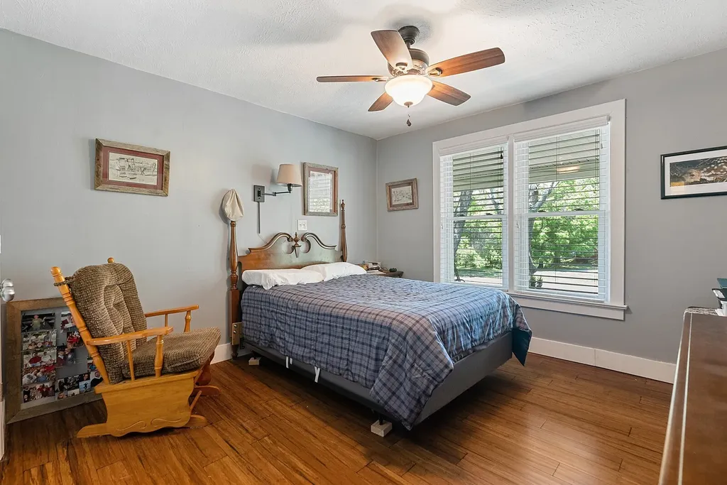 1247 South Pawnee Drive Springfield TN 37172