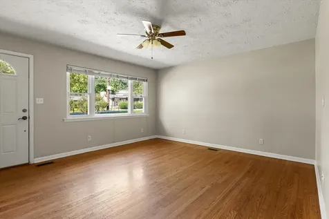 311 Browntown Road Chattanooga TN 37415
