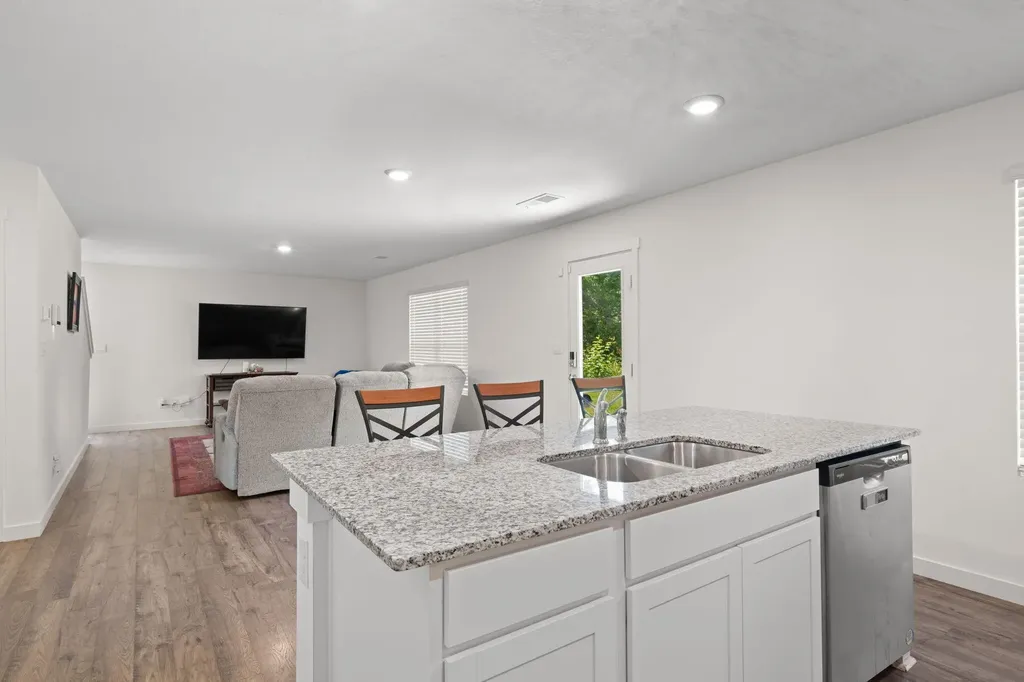 4076 Wendell Road, NE Cleveland TN 37323
