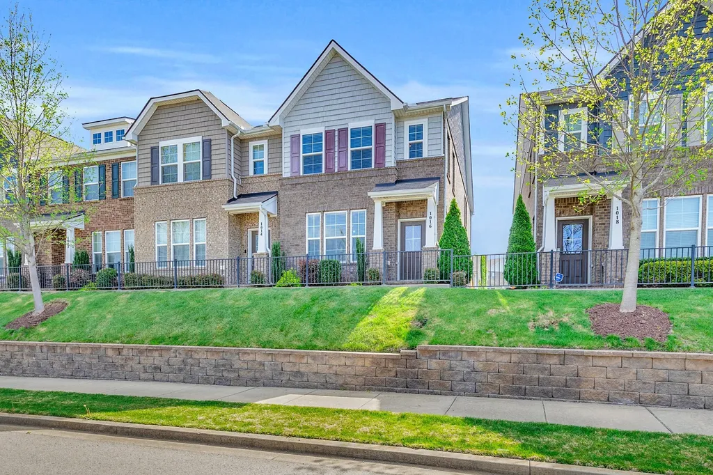 1016 Henley Pvt Lane Gallatin TN 37066