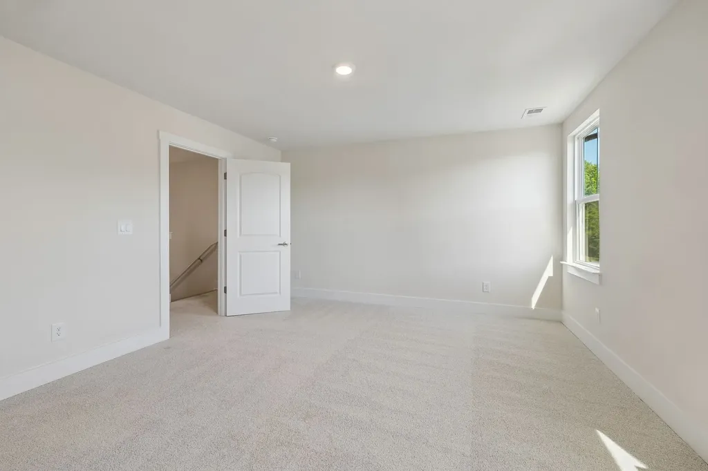 2002 Sonya Terrace Nashville TN 37209