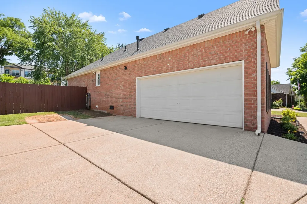 206 Brentmeade Drive Murfreesboro TN 37130
