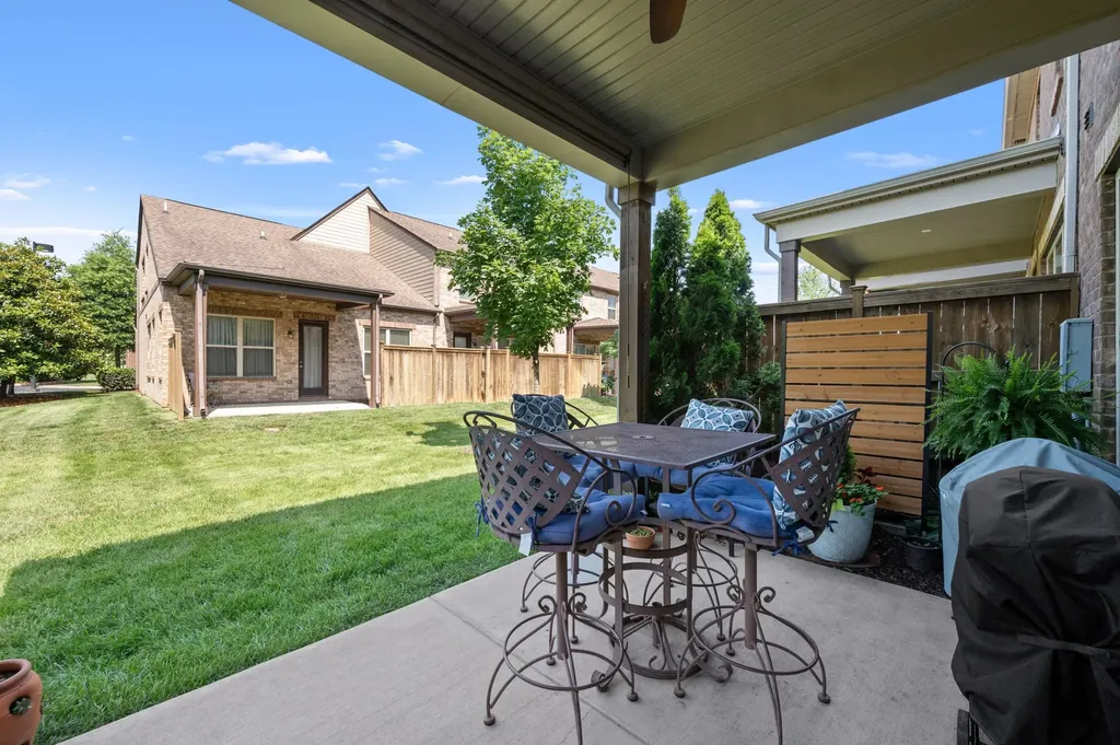 333 Coronado Pvt Circle Hendersonville TN 37075