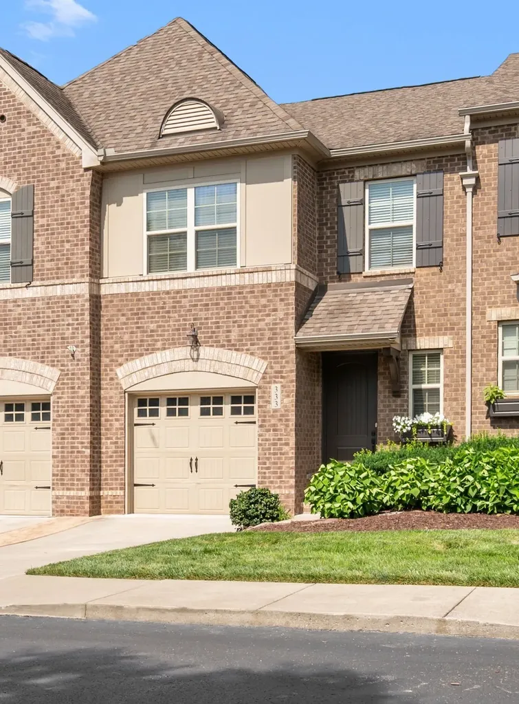 333 Coronado Pvt Circle Hendersonville TN 37075