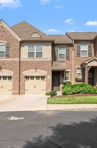 333 Coronado Pvt Circle Hendersonville TN 37075