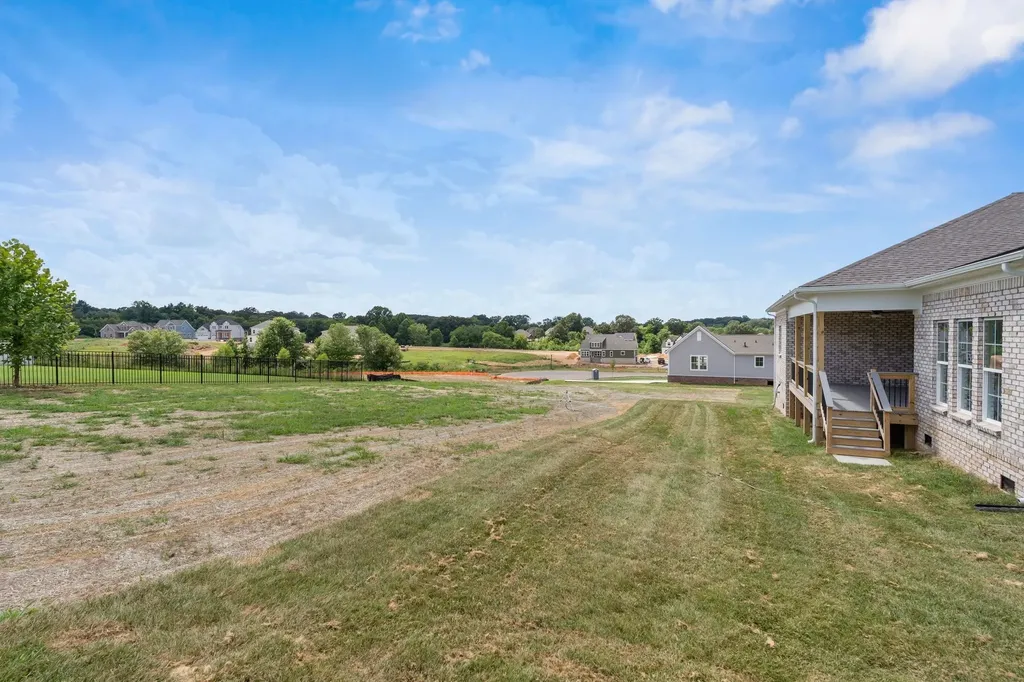 7505 Shoal Mill Point Fairview TN 37062