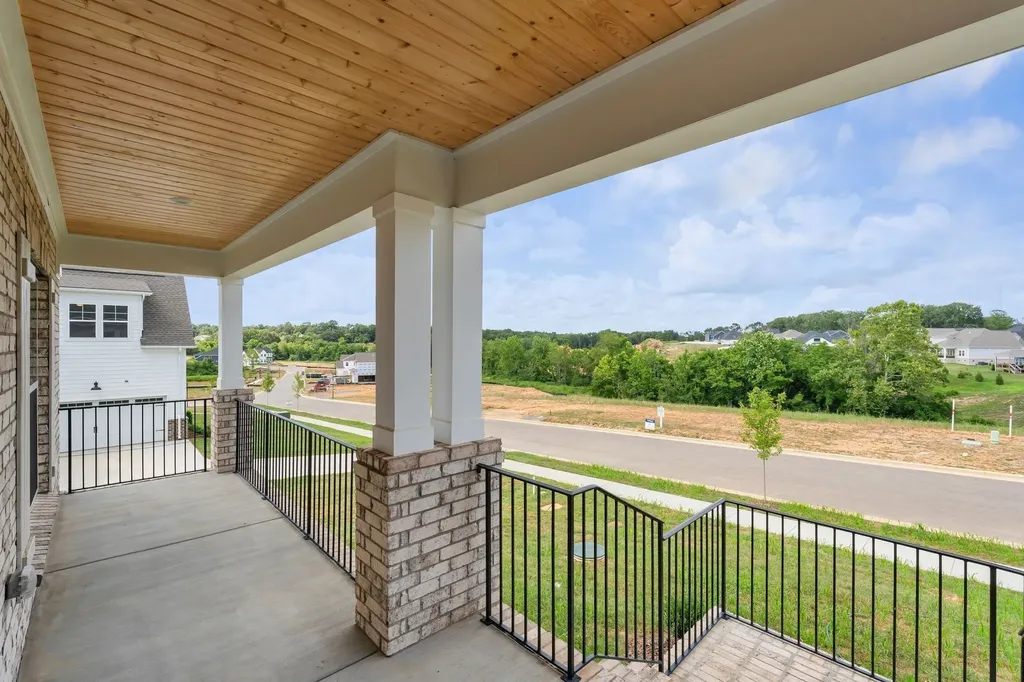 7505 Shoal Mill Point Fairview TN 37062