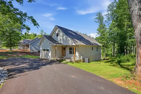 647 Forest Circle Sparta TN 38583