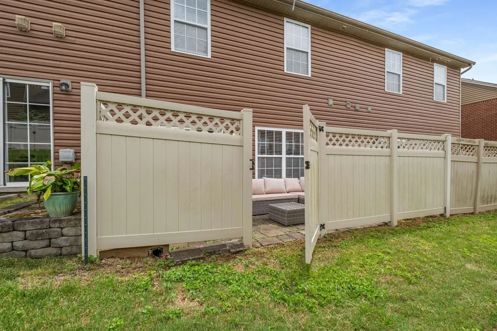 1021 Ashmore Drive Nashville TN 37211