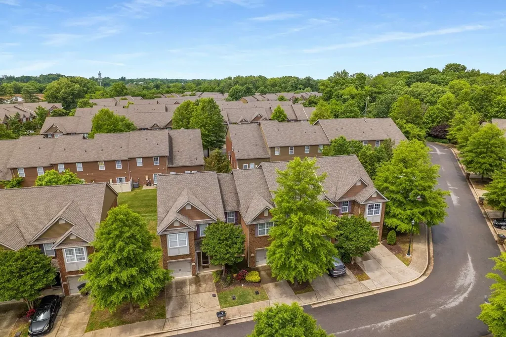1021 Ashmore Drive Nashville TN 37211