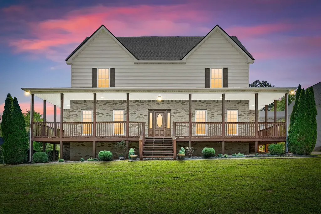 3367 Chapel Hill Road Clarksville TN 37040