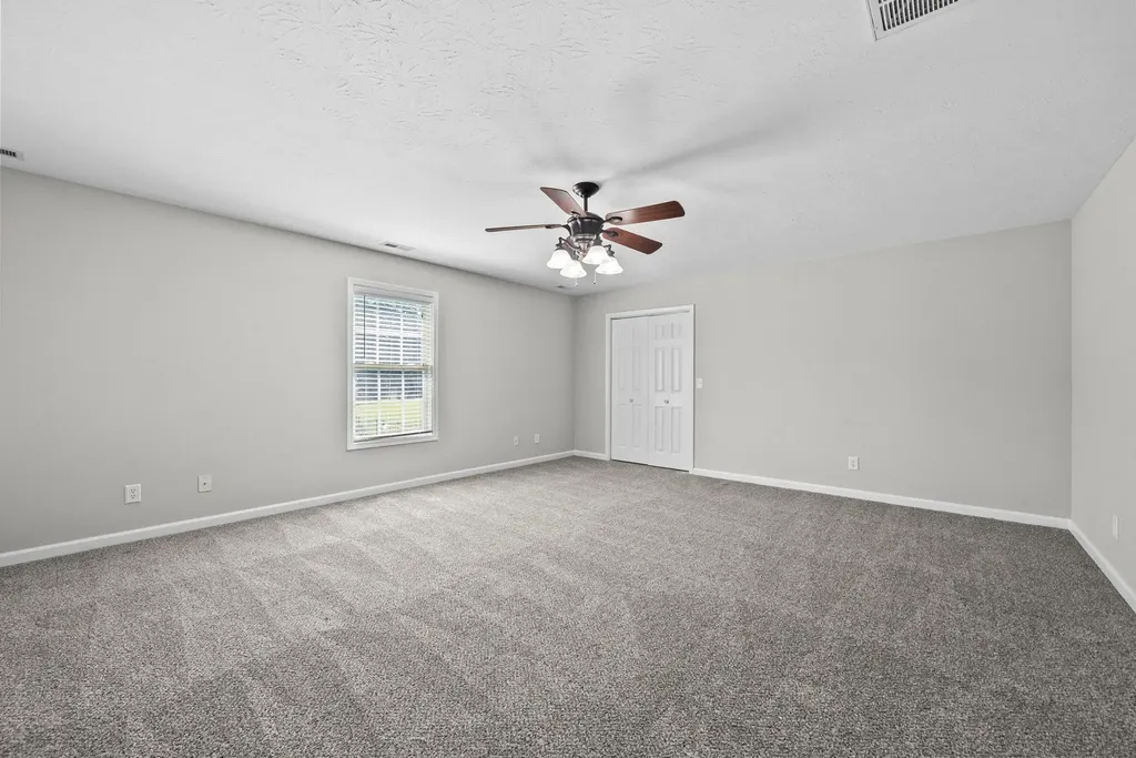 3367 Chapel Hill Road Clarksville TN 37040
