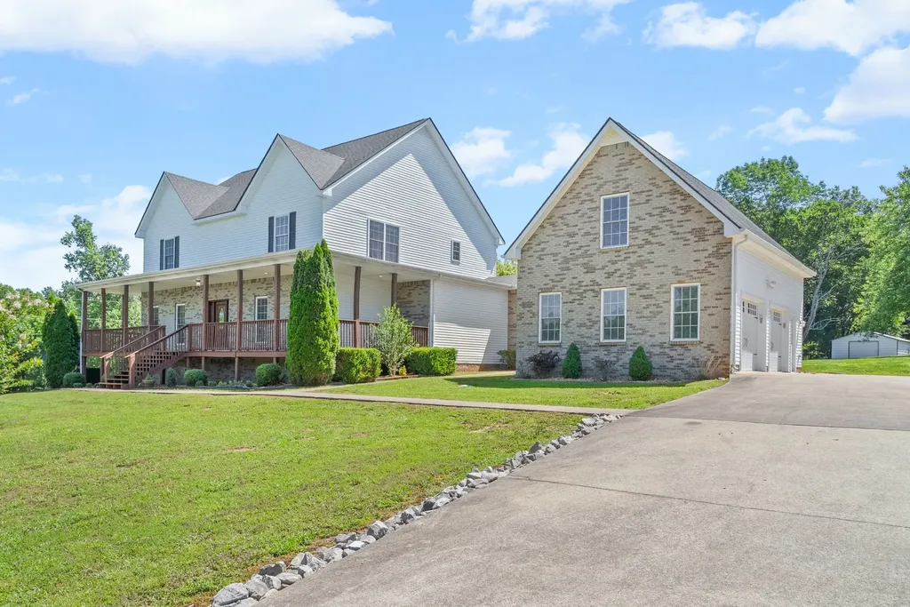 3367 Chapel Hill Road Clarksville TN 37040