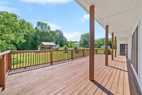 3367 Chapel Hill Road Clarksville TN 37040