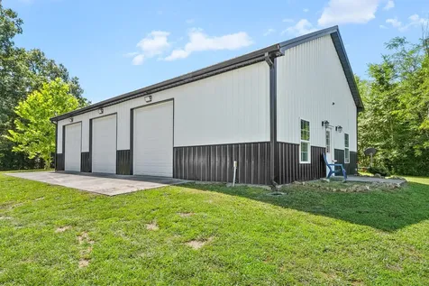 3367 Chapel Hill Road Clarksville TN 37040