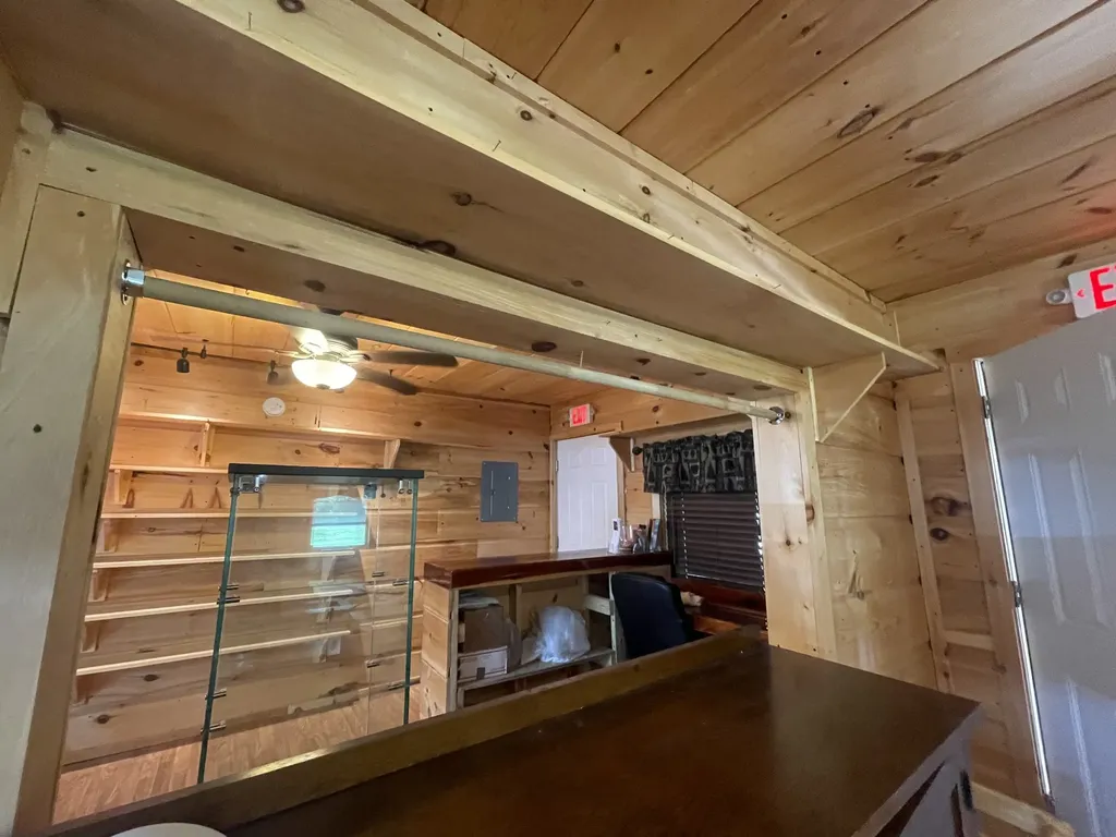 13431 New Highway 68 Tellico Plains TN 37385