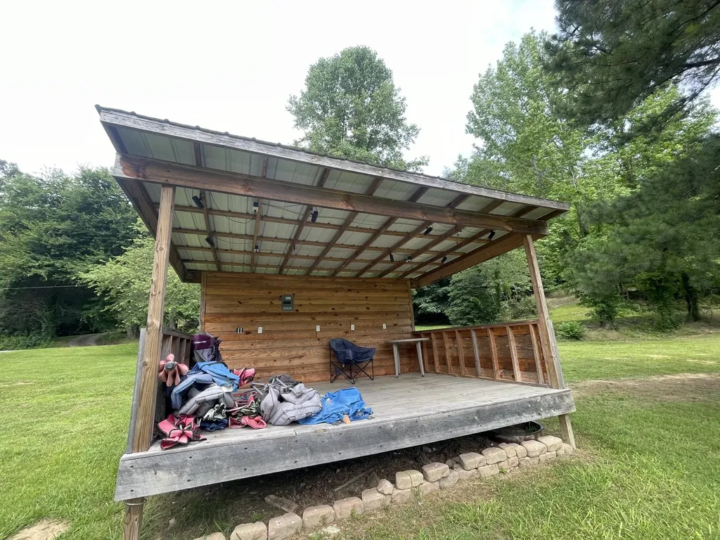13431 New Highway 68 Tellico Plains TN 37385