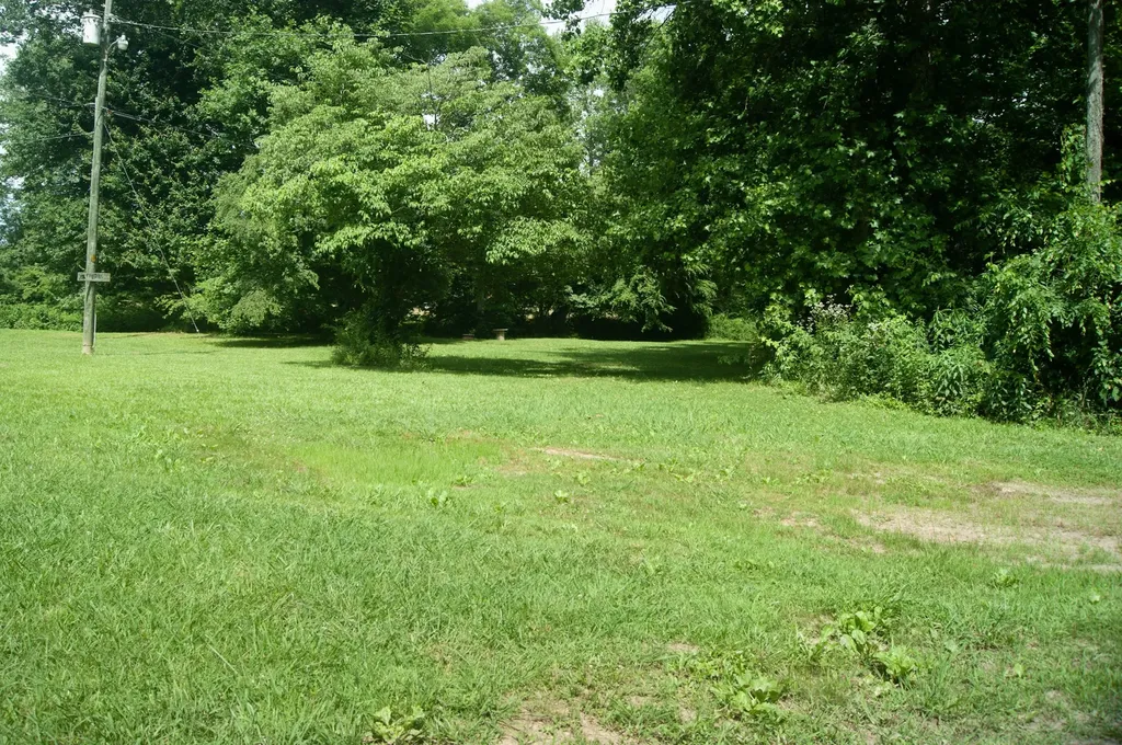13431 New Highway 68 Tellico Plains TN 37385