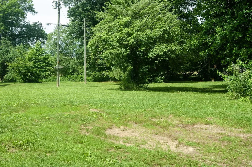 13431 New Highway 68 Tellico Plains TN 37385