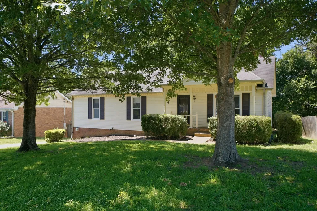 3325 Country Ridge Drive Antioch TN 37013