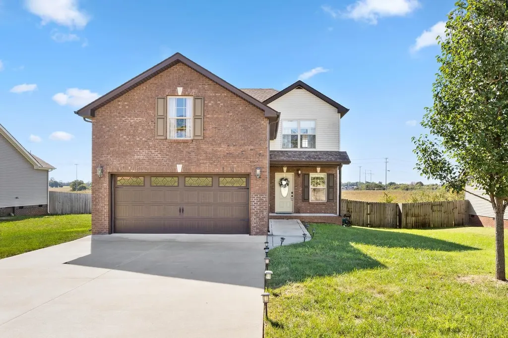 2468 Andersonville Drive Clarksville TN 37042