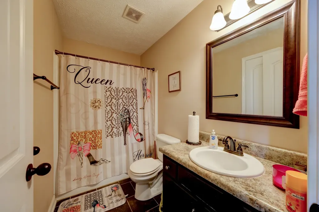 2468 Andersonville Drive Clarksville TN 37042